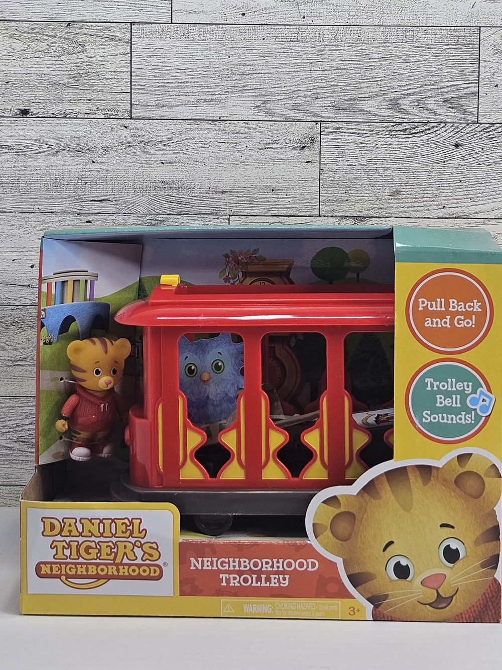 Red Pull-Back Trolley Playset